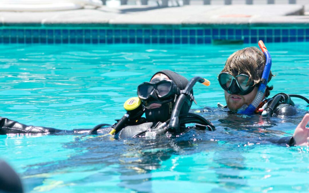 RESCUE DIVER